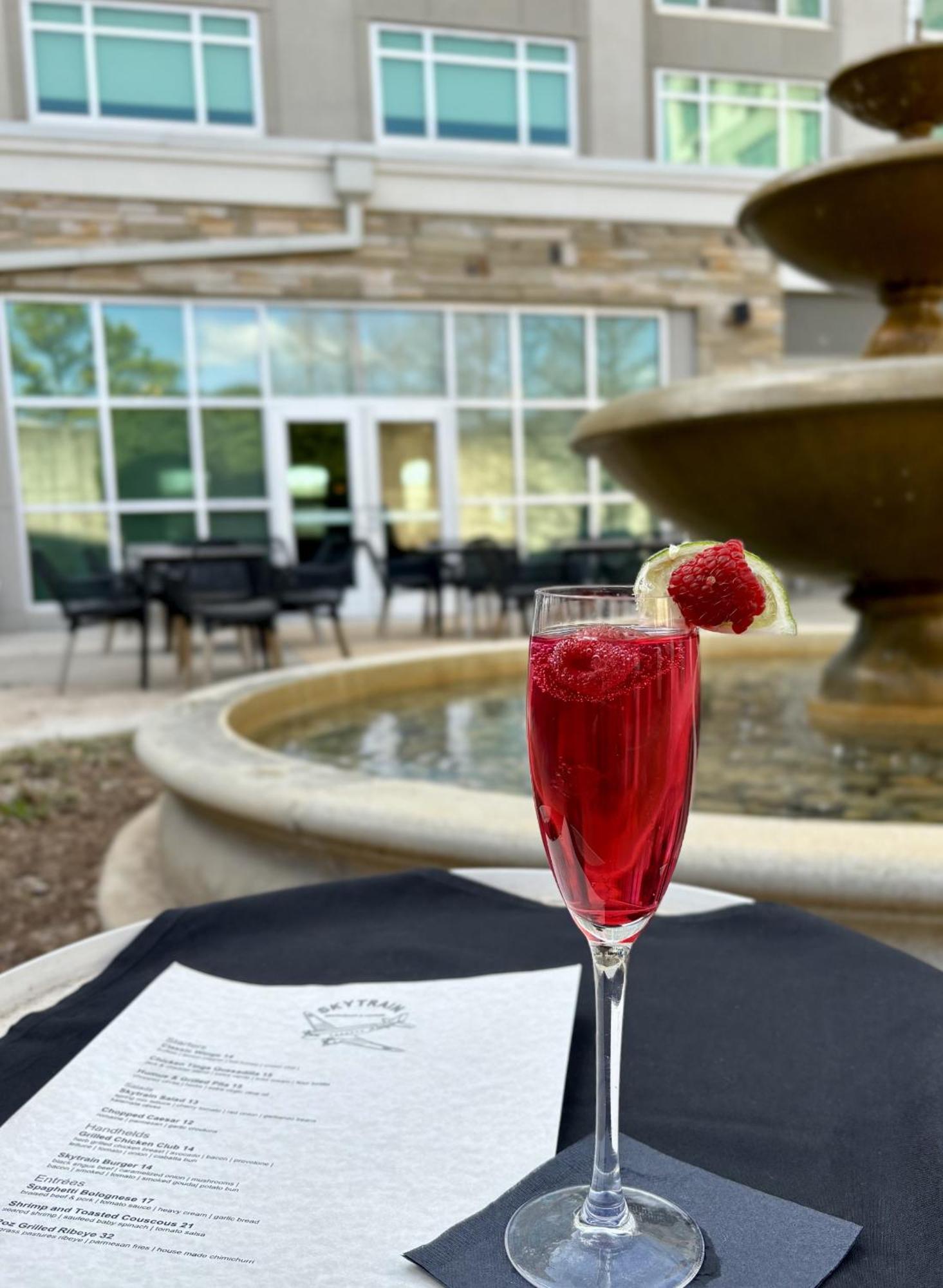 Delta Hotels By Marriott Midwest City At The Reed Conference Center Del City Exterior photo